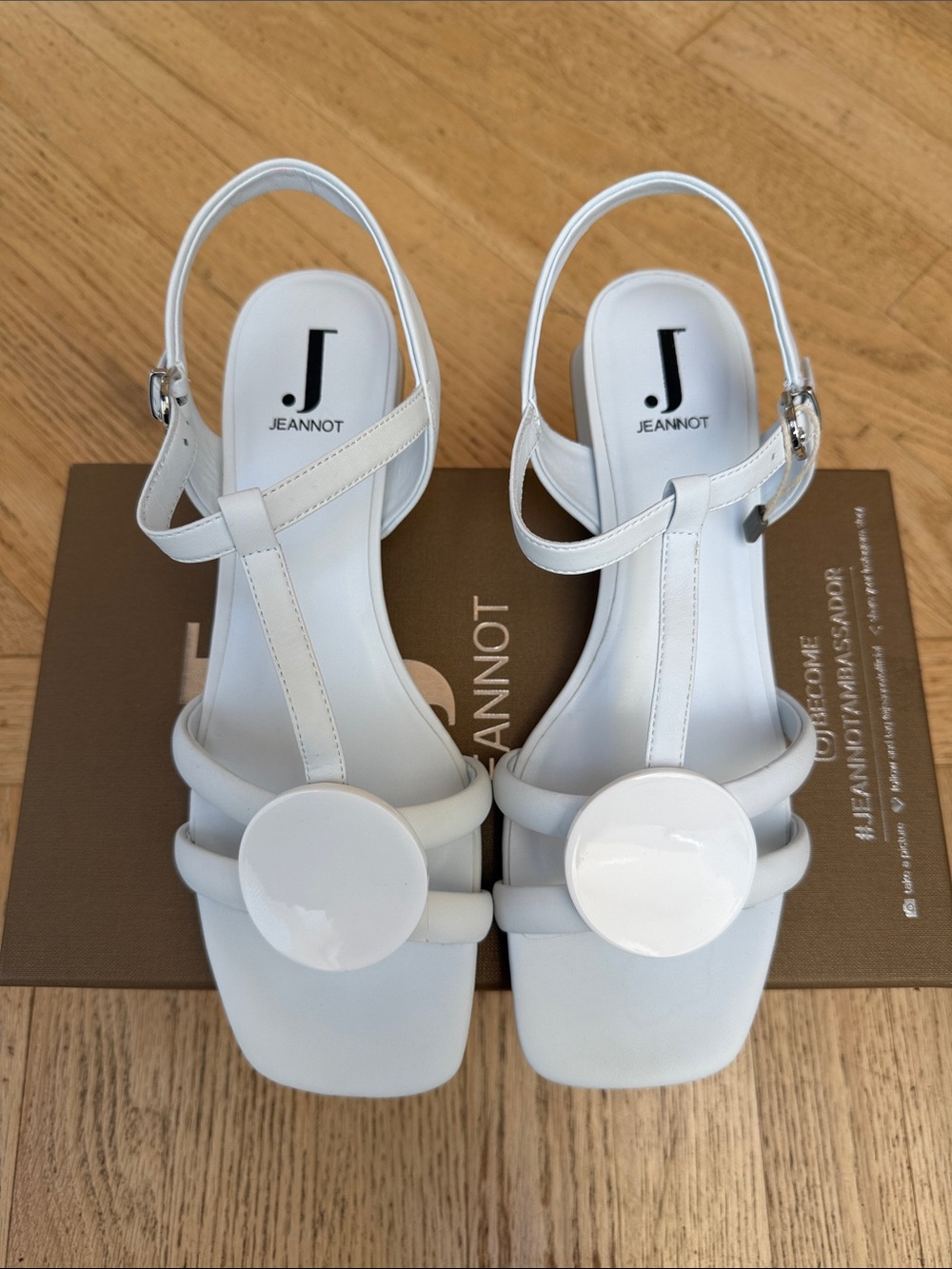 NIB: Jeannot Italian Made White Strappy Slingback Sandals, Block Heel, sz 40/9.5